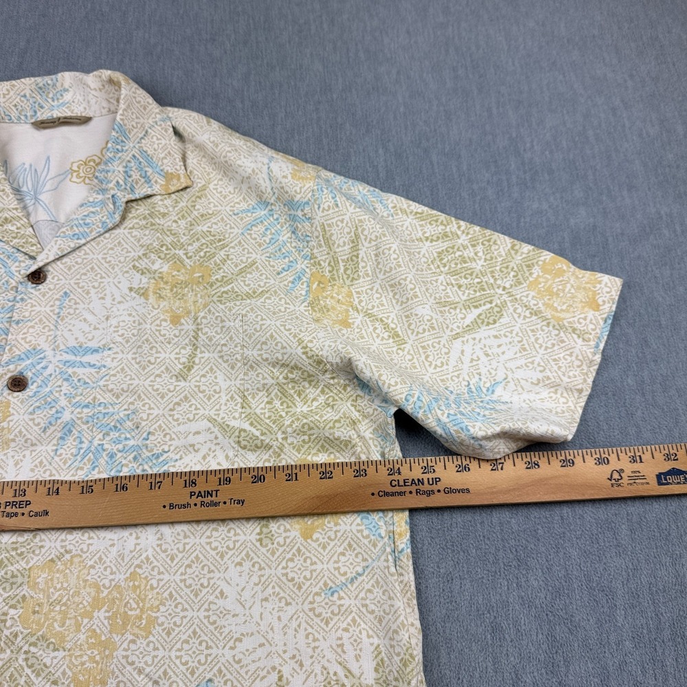 Tommy Bahama Shirt Mens XL Beige 100% Silk Hawaiian‎ Floral Button Up Aloha - Picture 5 of 8